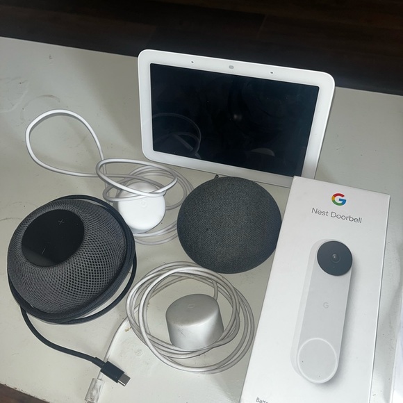 Google Nest Hub and Accessories - White and Gray
